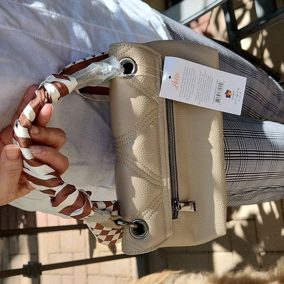 Lug Cream and Brown Clutch with Modern Geometric Free Twilly Mini Cadenece - Picture 2 of 5